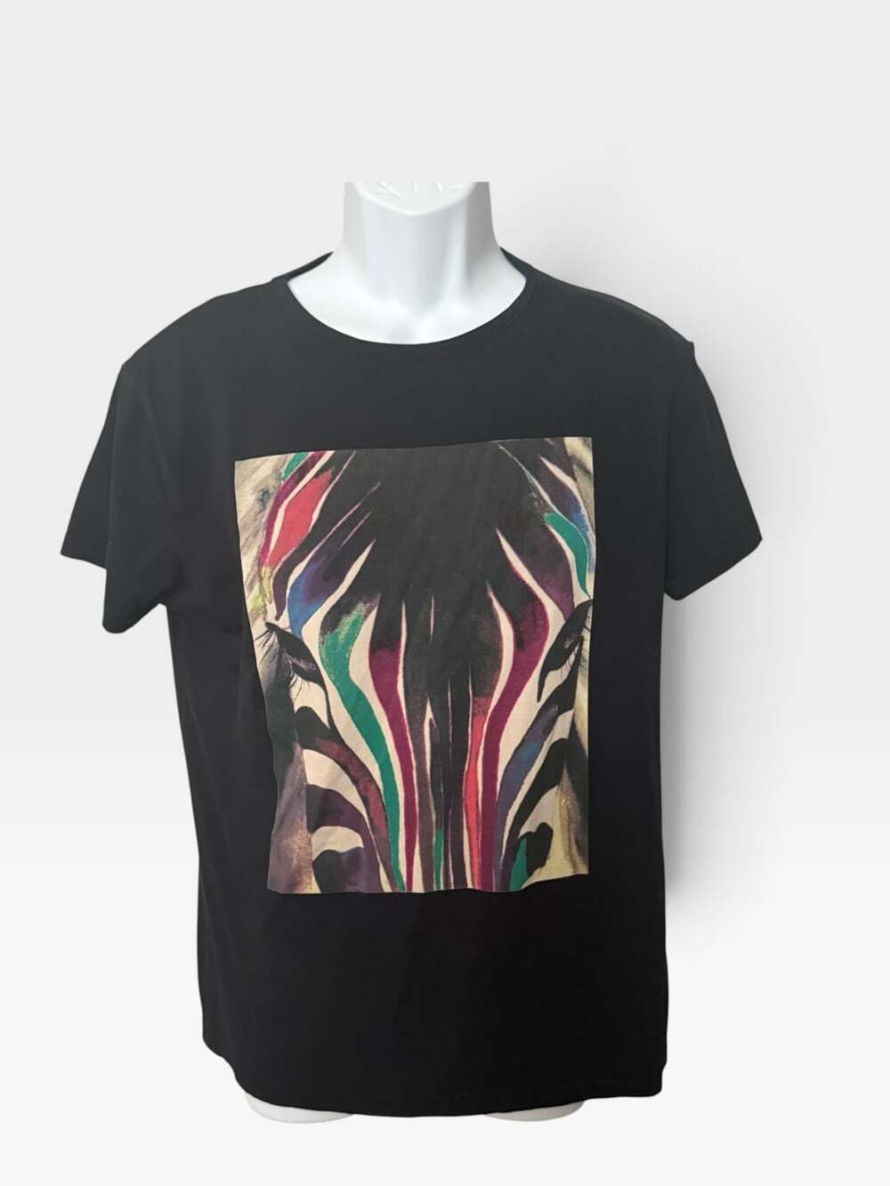 XRAY Graphic T-Shirt Size M Black Colorful Zebra Print Cotton Spandex